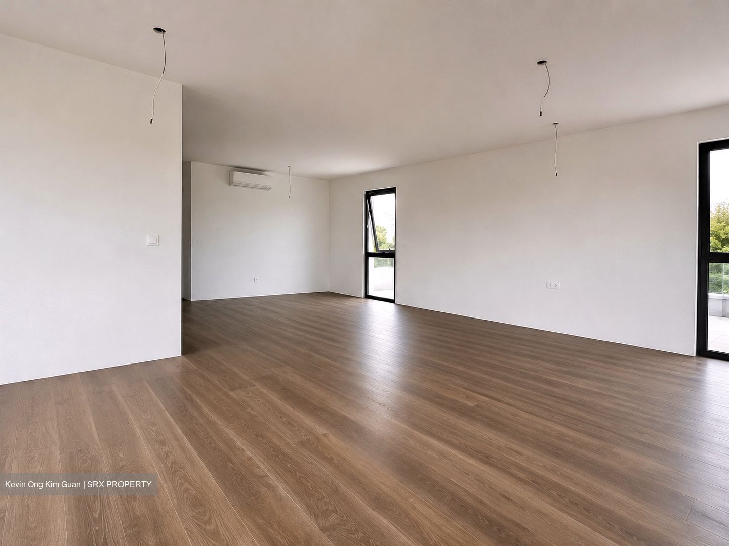 Grove Avenue (D10), Semi-Detached #555078911